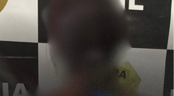 Mulher é presa em flagrante após tentar agredir e ameaçar a própria filha em Jaraguá