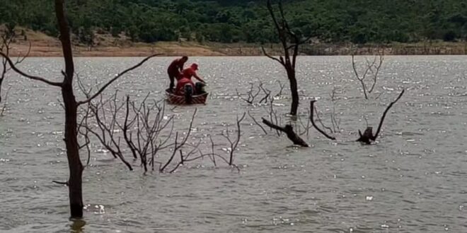 Jovem morre afogado após lancha naufragar em rio de Goiás