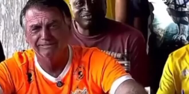 Bolsonaro chama mulheres petistas de “feias” e “incomíveis”