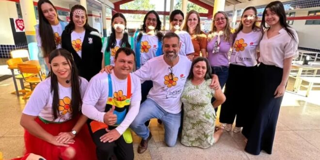Renato de Castro participa de visita com a equipe da campanha “Faça Bonito” com palestras educativas para crianças