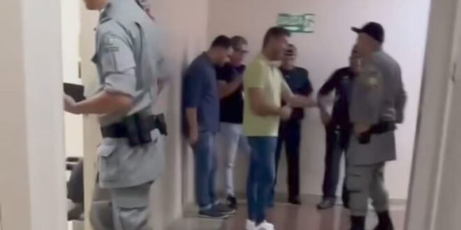 Procurador ameaça servidor com pistola nas dependências da Câmara Municipal