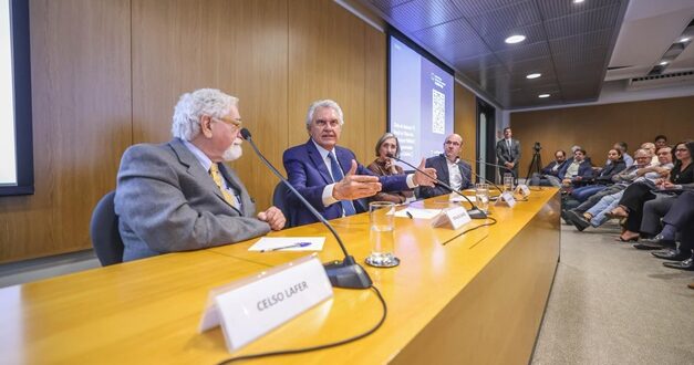 Caiado critica o uso de emendas parlamentares e afirma que o presidencialismo ‘foi destruído’
