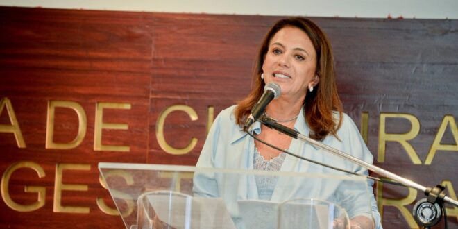 Gracinha Caiado apresenta novo Pacote Social do Governo de Goiás na Assembleia Legislativa