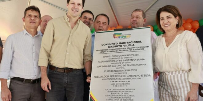 Daniel Vilela entrega 50 moradias a custo zero em Mossâmedes