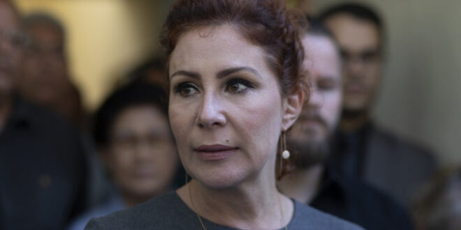 Visitas de parentes e outros brasileiros em apartamento ajudaram na localização de Carla Zambelli em Roma, diz PF
