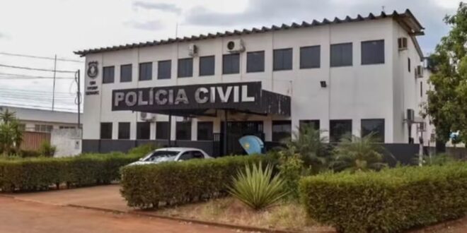Mulher é presa suspeita de manter filho em cárcere privado