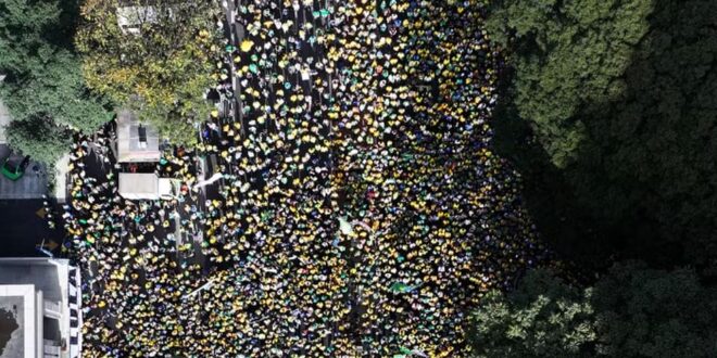 No ápice, ato pró-Bolsonaro na Av. Paulista reuniu 37,6 mil pessoas, segundo metodologia da USP