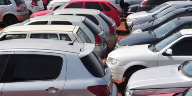 Detran-GO realiza leilão de mais de 3 mil veículos; saiba como participar