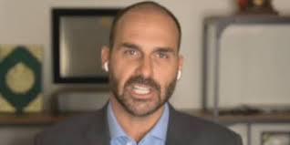 PGR denuncia Eduardo Bolsonaro no inquérito sobre coação em processo judicial; Jair Bolsonaro não foi denunciado