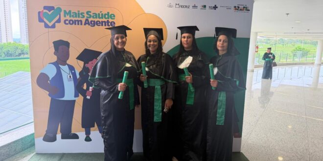 Agentes de Saúde de Goianésia participam de formação técnica em Goiânia