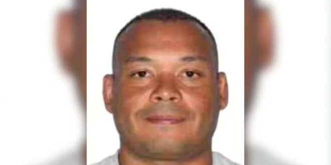 Veja quem era o piloto goiano que morreu após avião cair em Copacabana, no RJ