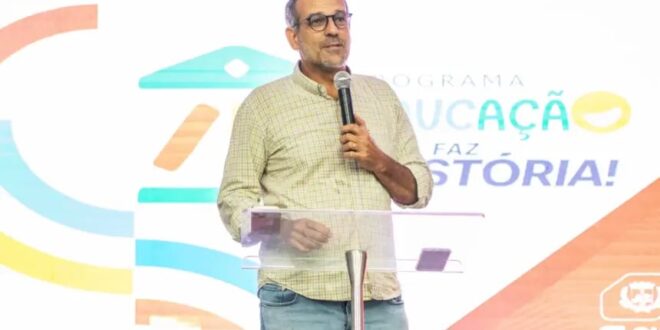 Prefeito Renato anuncia entrega de uniformes para mais de 7 mil alunos da rede municipal de Goianésia