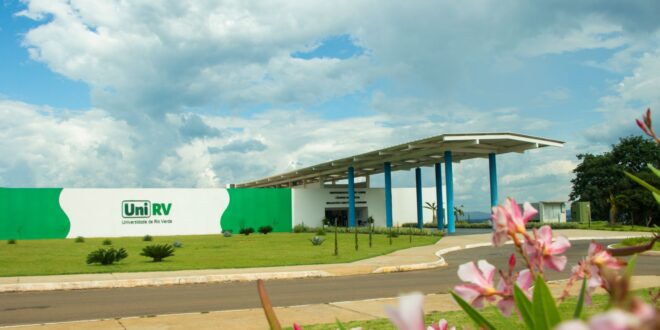 Goianésia e mais seis universidades com curso de medicina em Goiás podem ser punidas pelo MEC após avaliação negativa