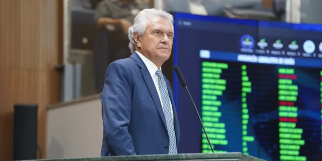 Caiado anuncia projeto de lei que acaba com a taxa do agro em Goiás