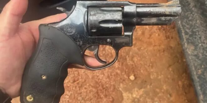 Tentativa de homicídio em Goianésia termina com quatro presos e apreensões de arma e veículo