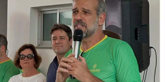 Renato recepciona estudantes no Agrocolégio de Goianésia Ricardo Fontoura de Siqueira