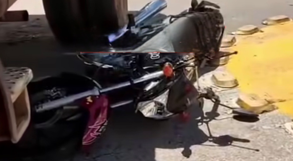 Colisão no centro de Goianésia termina com motociclista ferido