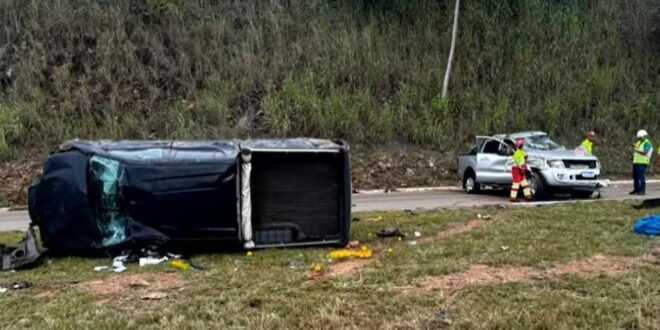 Acidente entre duas caminhonetes causa morte e deixa três pessoas feridos na BR-080