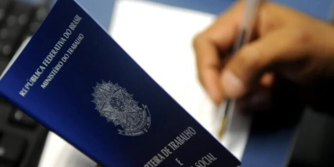 Empresas oferecem vagas de emprego em Goiânia