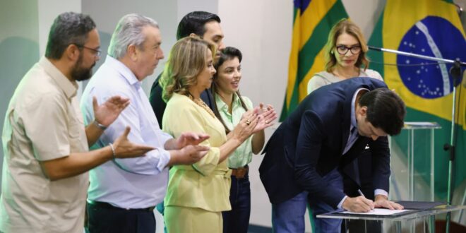 Daniel Vilela lança 212 obras em 44 municípios goianos