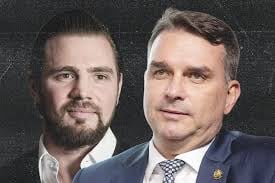 Empresa que repassou dinheiro para filme sobre Bolsonaro recebeu R$ 159 milhões de fundos investigados pela PF ligados a Vorcaro