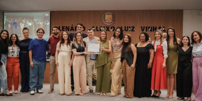 Câmara de Goianésia realiza noite de gala e homenageia personalidades pelo Dia do Trabalhado