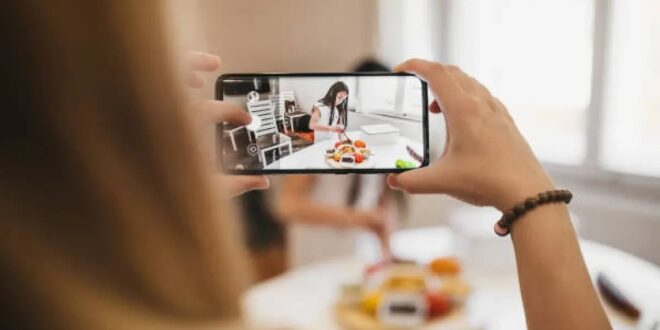 Justiça mantém perfil de menina de 9 anos fora do Instagram e aplica Lei Felca pela primeira vez em Goiás