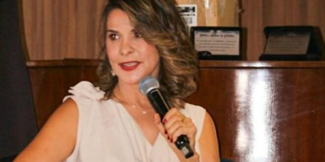 Edna Misseno lança livro sobre a Língua de Sinais  em Goiás e a trajetória de um professor surdo