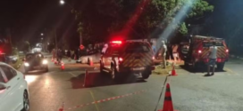 Acidente de carro deixa uma pessoa morta e três feridos, em Goiânia